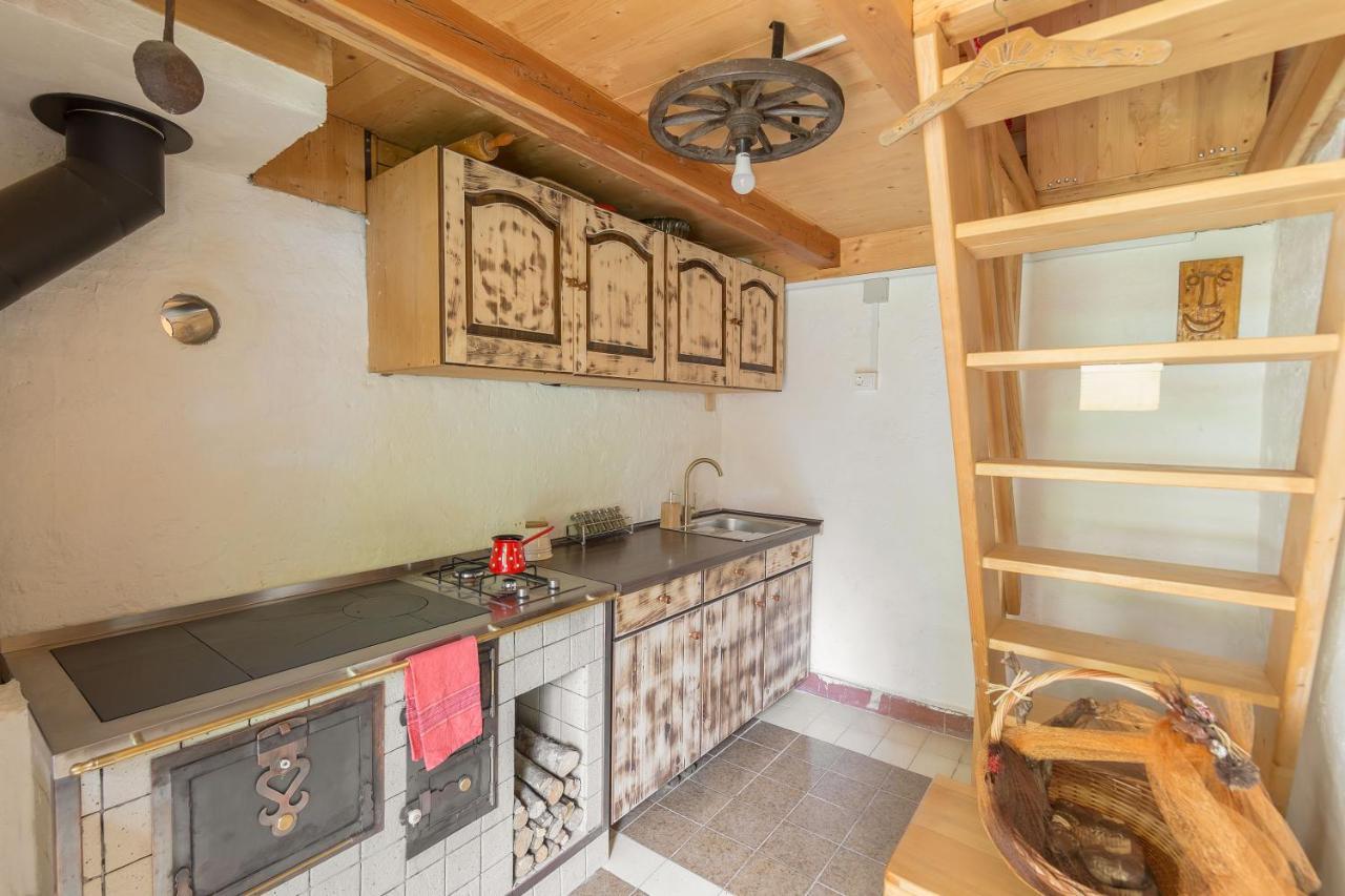Вилла Lizina Hiska House Bohinj Бохиньска-Быстрица Экстерьер фото